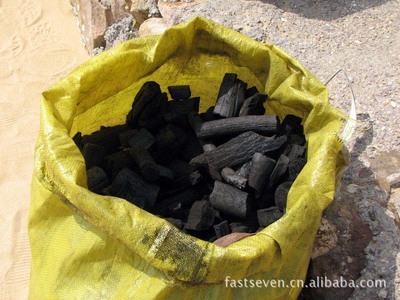 求购优质杂木炭，价格1800元以下，环保达标，欢迎联系